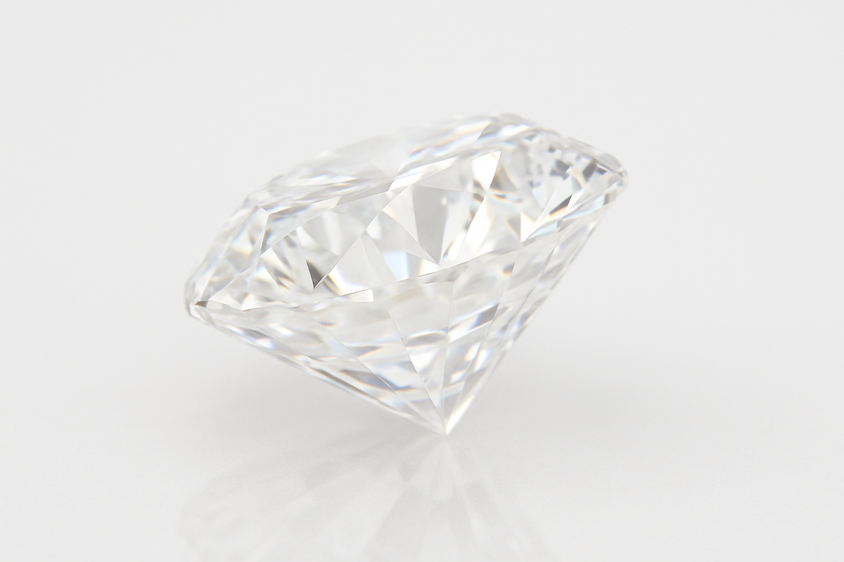 Round Lab-Grown Diamond – E Color, VVS2, Excellent Cut (1.8–3.0mm)