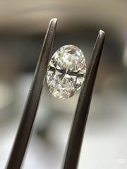 2.05ct Lab Grown Diamond | Oval Brilliant Cut | E Color VVS2 Clarity | IGI Certified | Sustainable & Premium