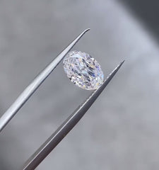 2.05ct Lab Grown Diamond | Oval Brilliant Cut | E Color VVS2 Clarity | IGI Certified | Sustainable & Premium