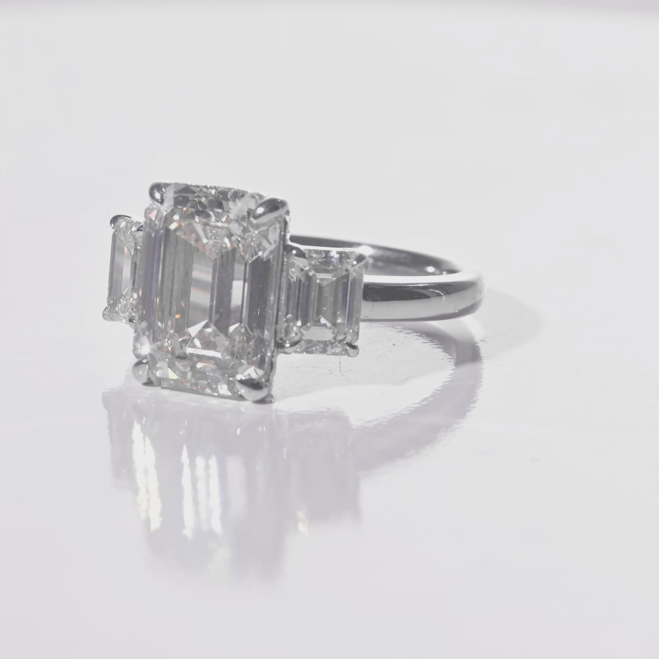 The Aurelia Emerald Three-Stone Ring